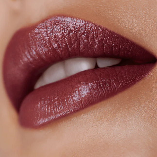 Posh Lipstick Moisturizing Colour