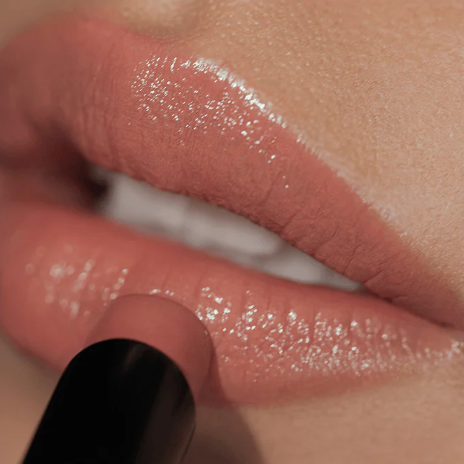 Posh Lipstick Moisturizing Colour