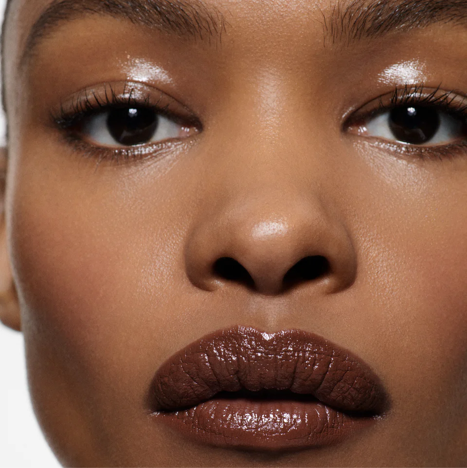 Posh Lipstick Moisturizing Colour