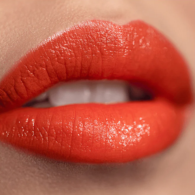 Posh Lipstick Moisturizing Colour