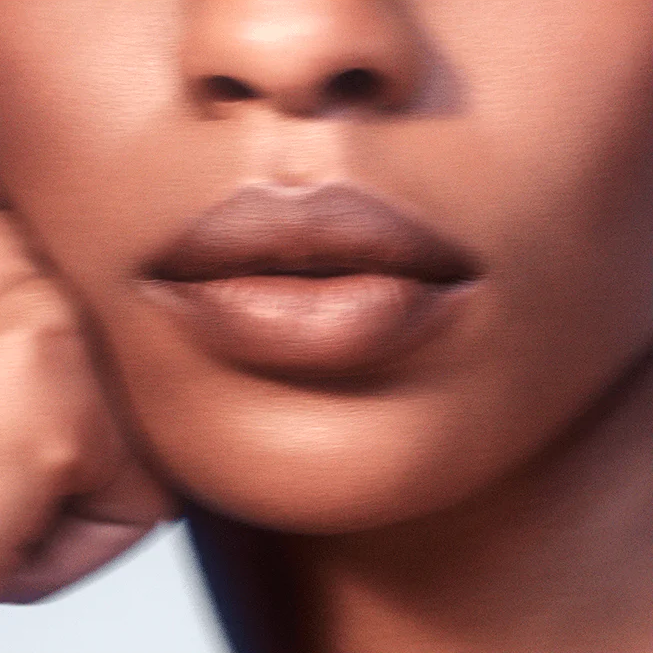 Lip Definer: Waterproof Lip Liner