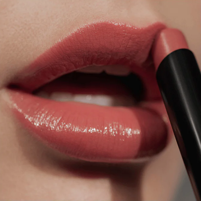Posh Lipstick Moisturizing Colour