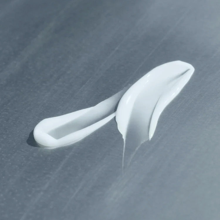 The SMOOTH Dynamic Wrinkle Defense Serum