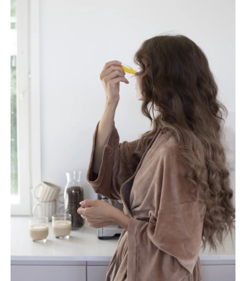 Illuminating Eye Serum