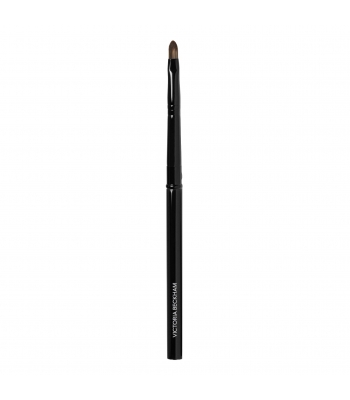 30. Detailed Lip Brush